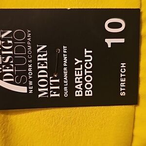 NY & C Barely Bootcut sz 10